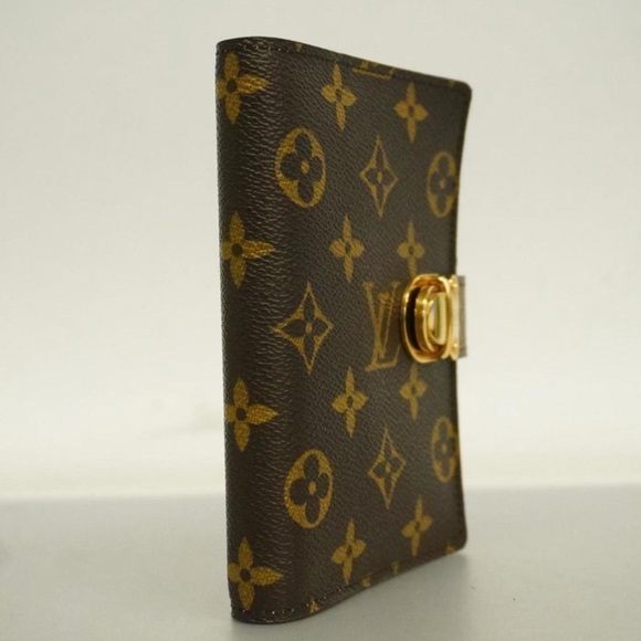 Louis Vuitton wallet agenda passport cover monogram LV koala pm pink interior - Picture 6 of 17